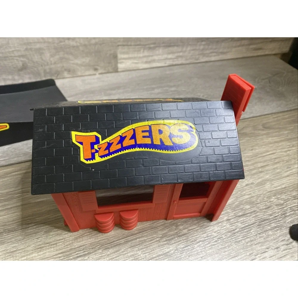 Kenner‎ T-zzzers Crash Set vintage Mustang daredevil toy Incomplete